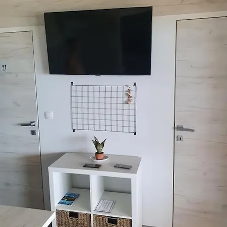 Mobilehome In With Wonderful Seaview 샬레