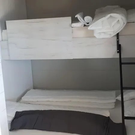 Mobilehome In With Wonderful Seaview Alpehytte